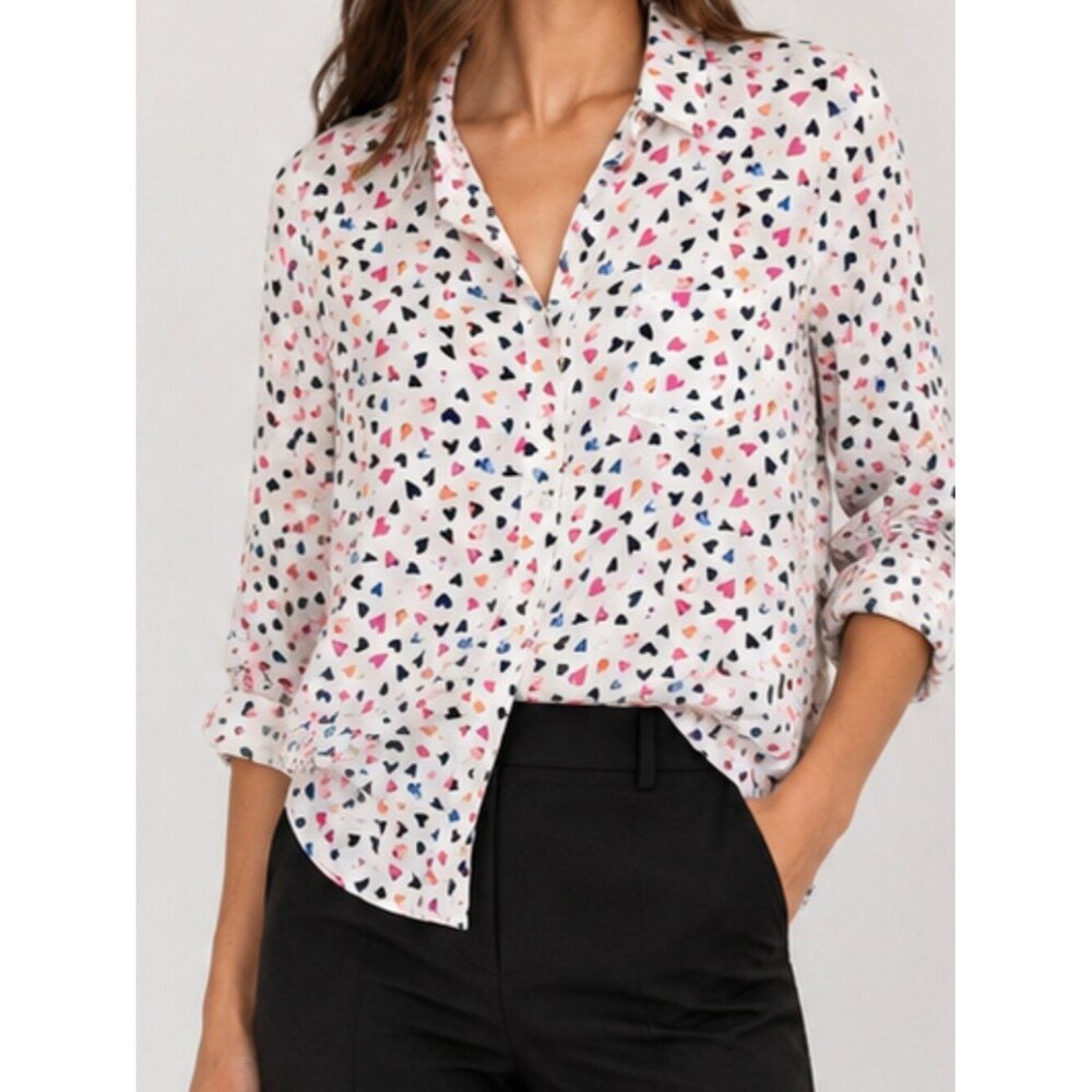 Rails Silk Heart Print Button Up Blouse Medium Soft Girl Romantic Chic Office